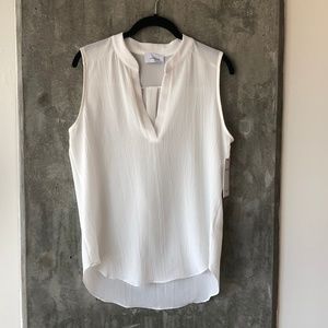 NWT Adrienne Ivory Sleeveless V-Neck Top